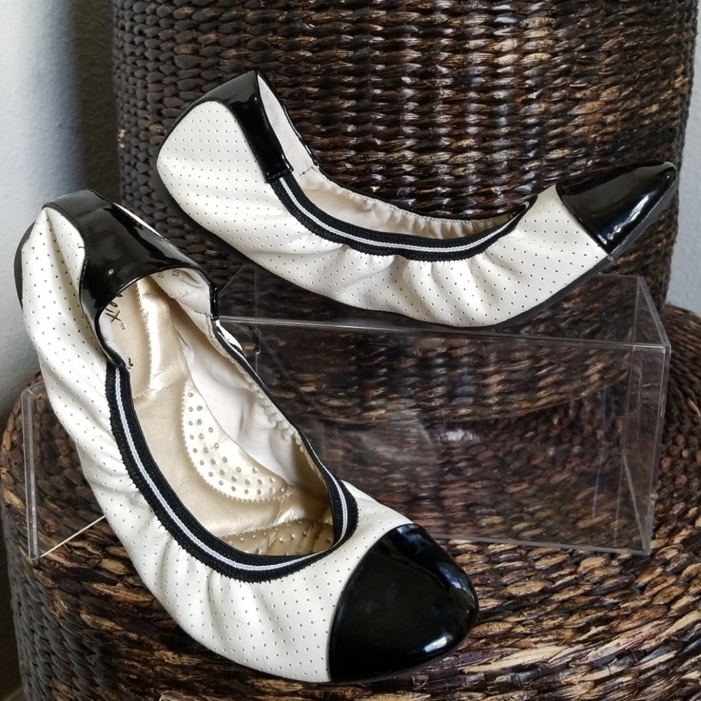 Dexflex Comfort flats comfortable shoes